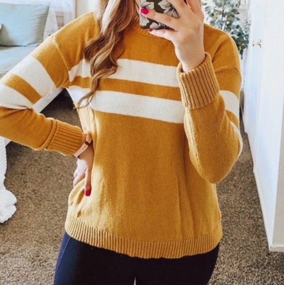 American Eagle Mustard Color Striped Detail Knit Sweatter Size Small - Picture 7 of 7